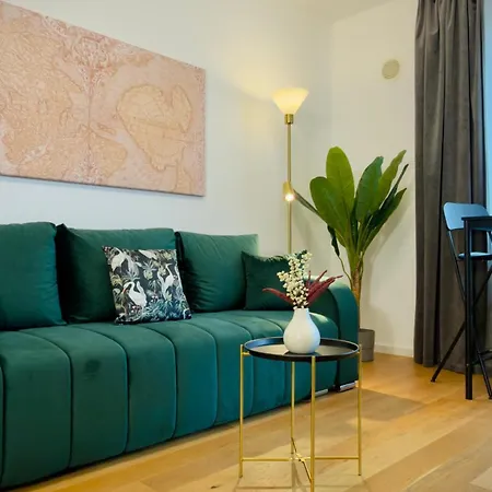 Aviatiei Park Haven - Stylish 1br With Balcony Appartement Bucarest