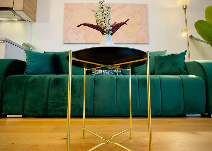 Aviatiei Park Haven - Stylish 1br With Balcony Bukarest