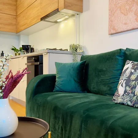 Aviatiei Park Haven - Stylish 1br With Balcony Apartment