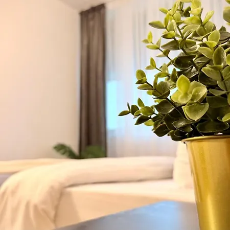 Lejlighed Aviatiei Park Haven - Stylish 1br With Balcony Bukarest