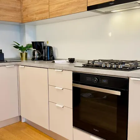 Aviatiei Park Haven - Stylish 1br With Balcony Bucharest