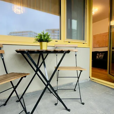 Aviatiei Park Haven - Stylish 1br With Balcony * בוקרשט