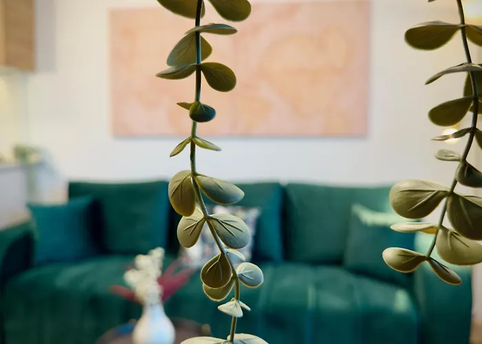 Aviatiei Park Haven - Stylish 1br With Balcony Бухарест