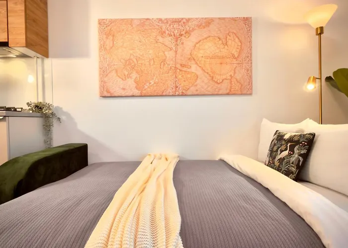 Aviatiei Park Haven - Stylish 1br With Balcony アパート *